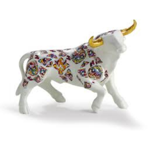 Big Bull White Decor