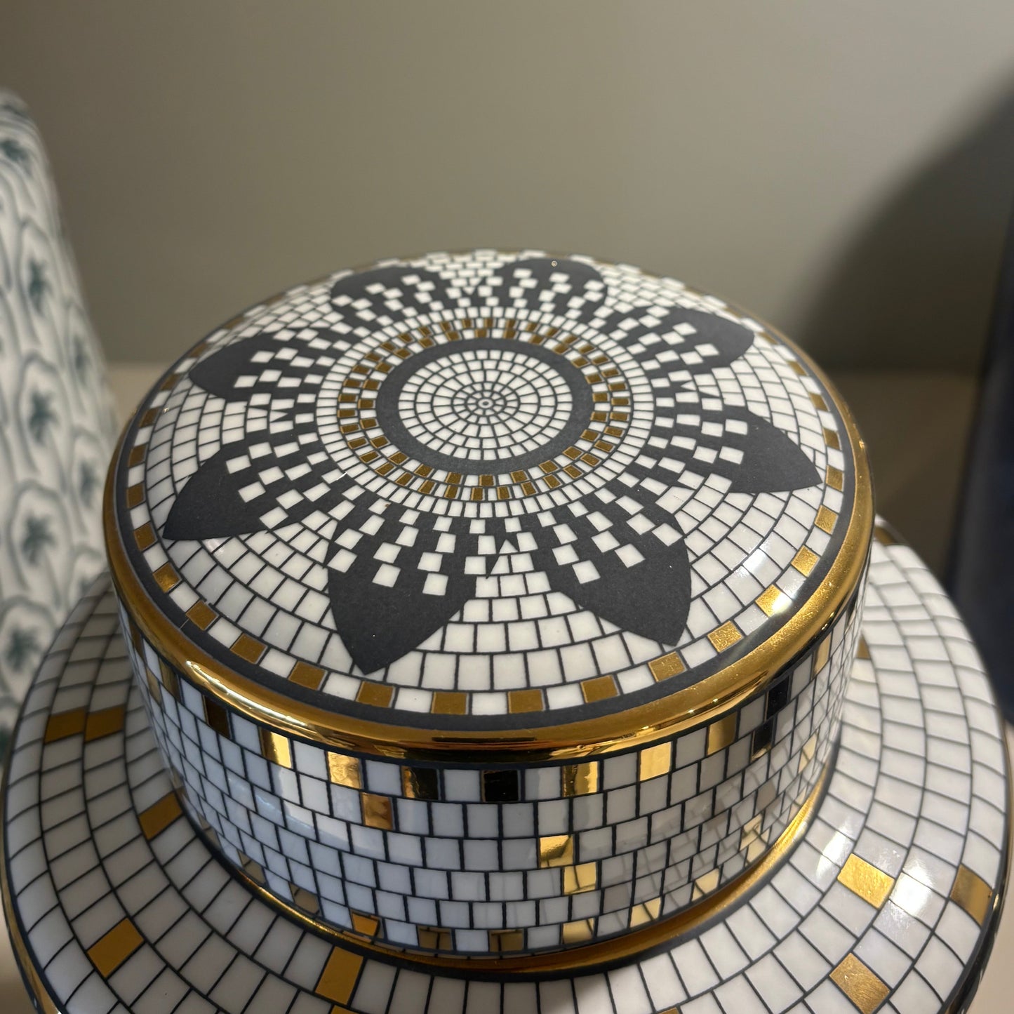 White & Gold Ginger Jar