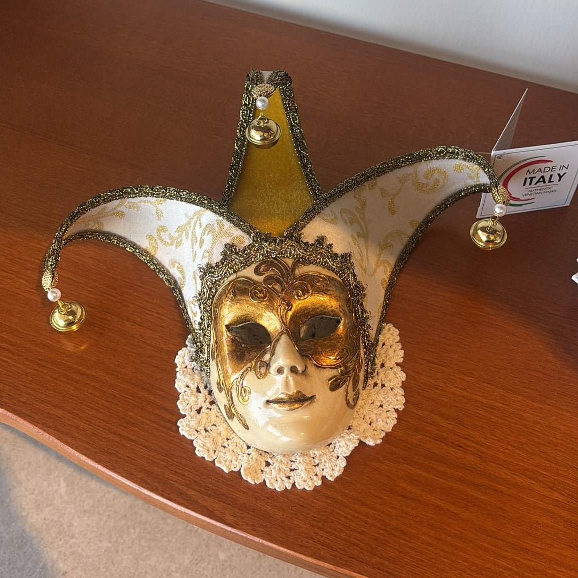 Venetian Mask Jolly In Ceramica - Foglia Oro