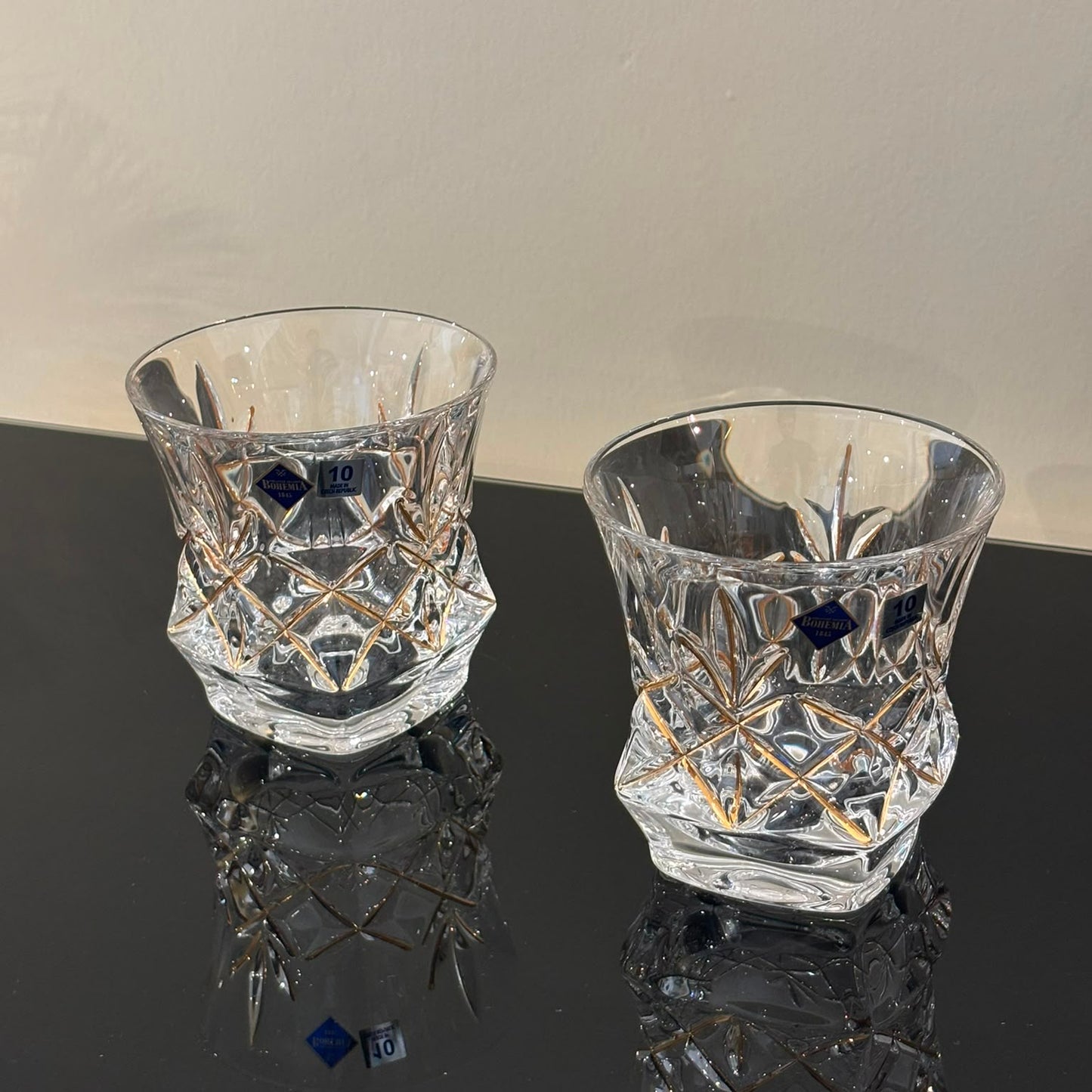 Set Of 6 Cortina Whisky Glasses With Gold Lines