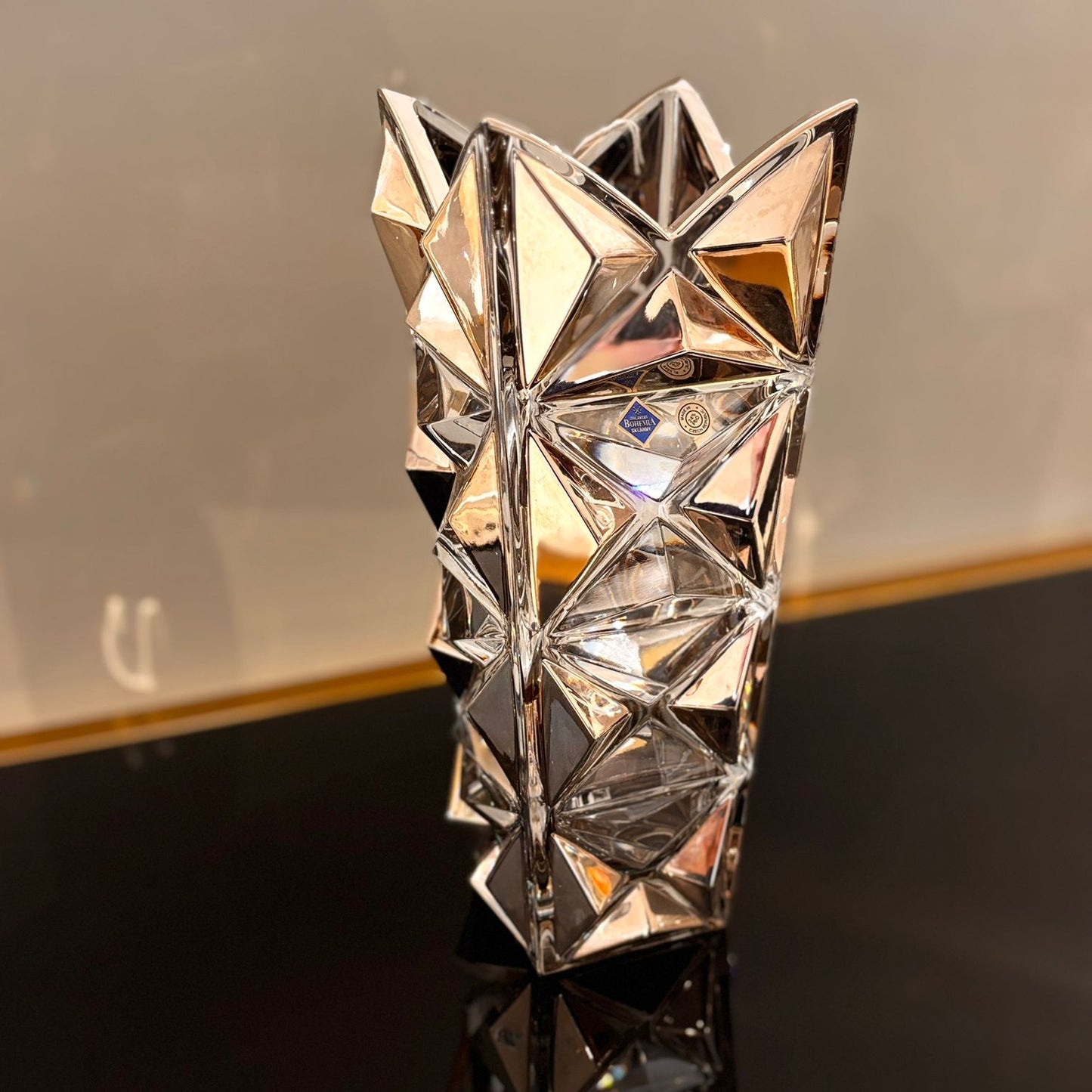 Pyramid Vase With Platinum