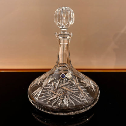 Captain Wine Decanter With Pinwheel Cut