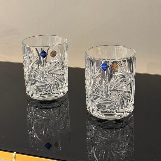 Set Of 6 Pinwheel Whisky Glasses With Mat Cut
