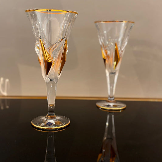 Set of 6 Princess Wine Glasses With Gold & Fond