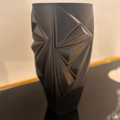 Princess Vase With Black Satin