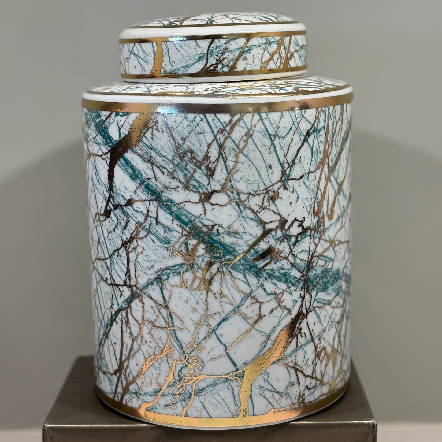 Green, White & Gold Ginger Jar