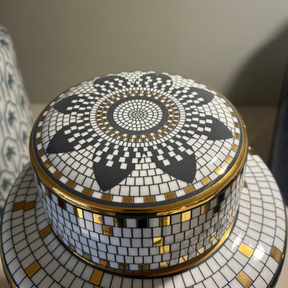 White & Gold Ginger Jar